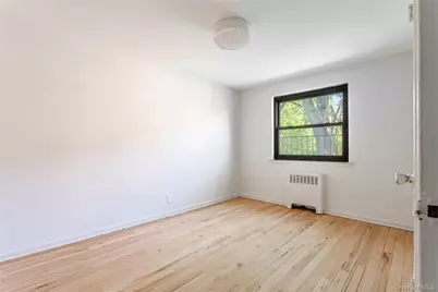 9 Terrace Circle #2C, Great Neck, NY 11021 - Photo 6