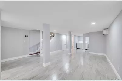 9411 210th Street, Queens Village, NY 11428 - Photo 22