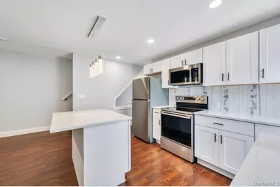 9411 210th Street, Queens Village, NY 11428 - Photo 14