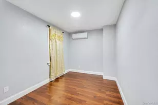 94-11 210th St, Queens Village, NY 11428 - Photo 12