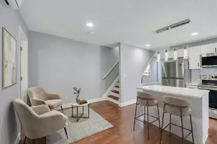 94-11 210th St, Queens Village, NY 11428 - Photo 16