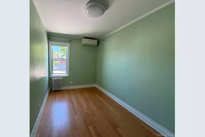 7801 64th Street, Glendale, NY 11385 - Photo 4