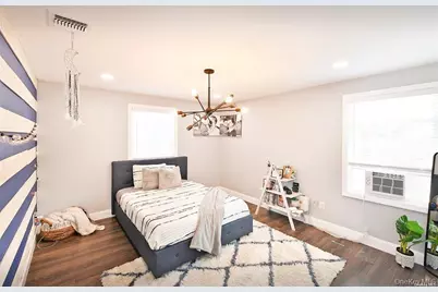 51 Newton Avenue, Selden, NY 11784 - Photo 26