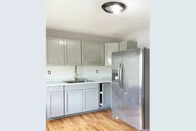 51 Newton Avenue, Selden, NY 11784 - Photo 32
