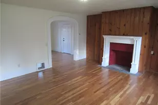 212 S Cherry St, Poughkeepsie, NY 12601 - Photo 8