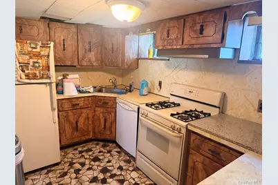 95-28 103rd Street, Ozone Park, NY 11416 - Photo 20