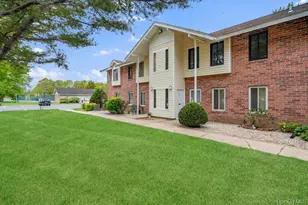 2 Idaho Ct, Coram, NY 11727 - Photo 4