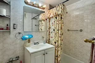 61-45 98th St, Rego Park, NY 11374 - Photo 10
