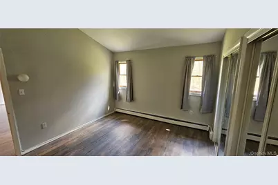 87 W Peenpack Trail, Sparrow Bush, NY 12780 - Photo 20