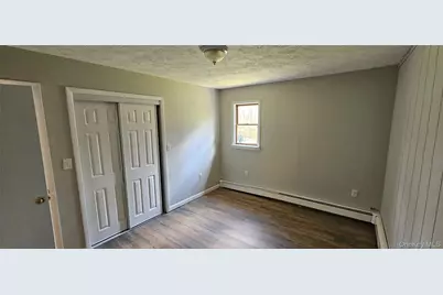 87 W Peenpack Trail, Sparrow Bush, NY 12780 - Photo 12