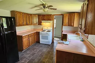 87 W Peenpack Trail, Sparrow Bush, NY 12780 - Photo 4