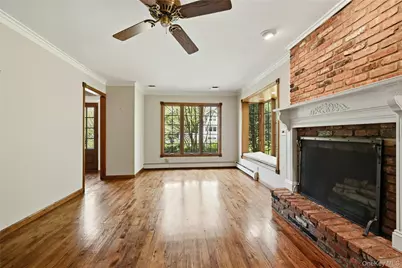 21 Northwood Circle, Huntington, NY 11743 - Photo 10