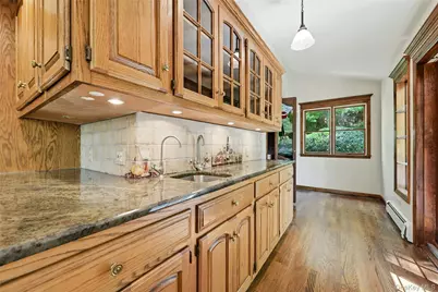 21 Northwood Circle, Huntington, NY 11743 - Photo 18