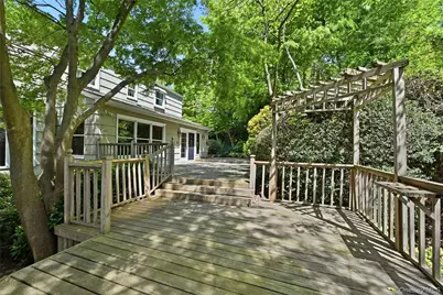 21 Northwood Circle, Huntington, NY 11743 - Photo 34