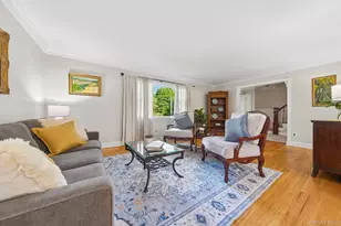 3 Camsanette Ct, Glen Cove, NY 11542 - Photo 4