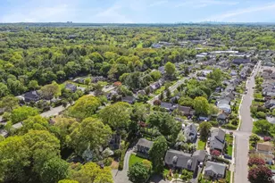 3 Camsanette Ct, Glen Cove, NY 11542 - Photo 36
