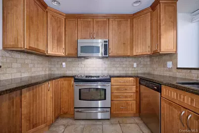 5203 Applewood Circle, Carmel, NY 10512 - Photo 4