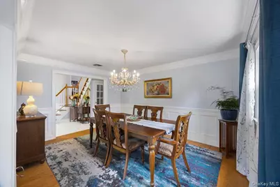 8 Marietta Drive, Westbury, NY 11590 - Photo 10
