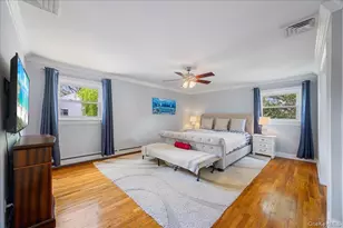 8 Marietta Dr, Westbury, NY 11590 - Photo 16