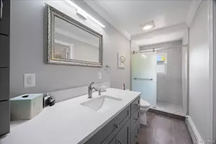 8 Marietta Dr, Westbury, NY 11590 - Photo 18