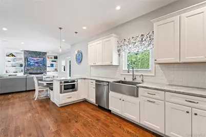 251 N Maple Street, Massapequa, NY 11758 - Photo 12