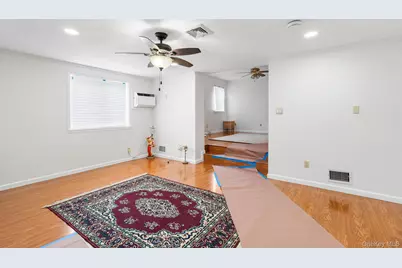 42 Pebble Lane, Deer Park, NY 11729 - Photo 12