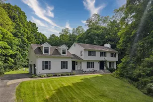 4 Elmer Galloway Rd, Katonah, NY 10536 - Photo 2