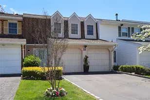 52 Holiday Dr, Woodbury, NY 11797 - Photo 4