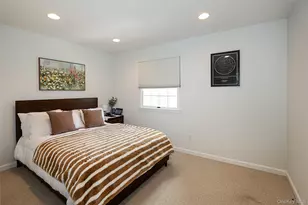 52 Holiday Dr, Woodbury, NY 11797 - Photo 28