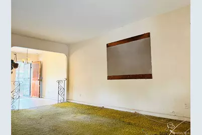 2938 Bouck Avenue, Bronx, NY 10469 - Photo 6