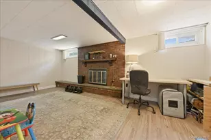 648 Dogwood Ave, Franklin Square, NY 11010 - Photo 20