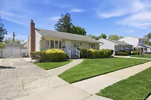 648 Dogwood Ave, Franklin Square, NY 11010 - Photo 2