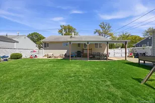 648 Dogwood Ave, Franklin Square, NY 11010 - Photo 24