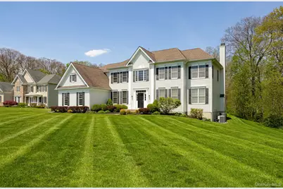 26 Hayden Court, Poughkeepsie, NY 12603 - Photo 2
