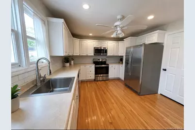 7 Bay Street, Center Moriches, NY 11934 - Photo 4