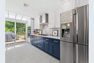 50 Roger Drive, Port Washington, NY 11050 - Photo 10