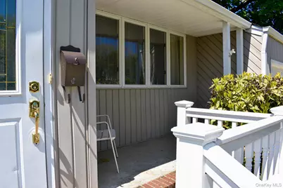 10 Tacoma Lane, Syosset, NY 11791 - Photo 32