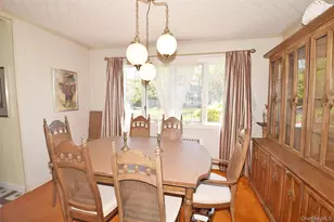 10 Tacoma Ln, Syosset, NY 11791 - Photo 14