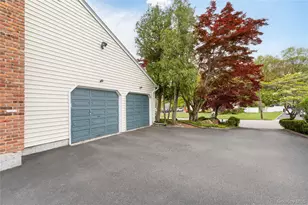 44 Woodland Rd, Miller Place, NY 11764 - Photo 28