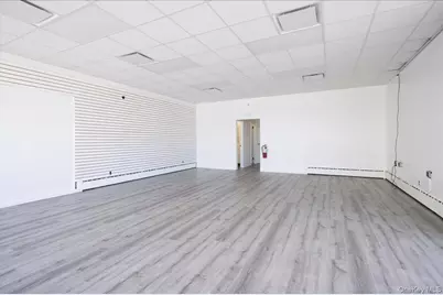 20 Brooklyn Avenue, Valley Stream, NY 11581 - Photo 6
