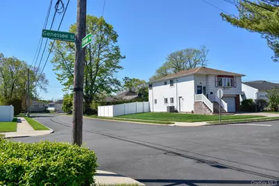 2800 Genessee Street, North Bellmore, NY 11710 - Photo 8