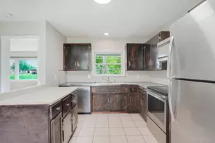 25 Park Ave, Poughkeepsie, NY 12603 - Photo 8