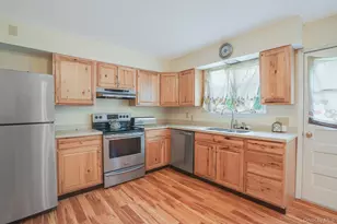 82 Roosevelt Rd, Hyde Park, NY 12538 - Photo 10
