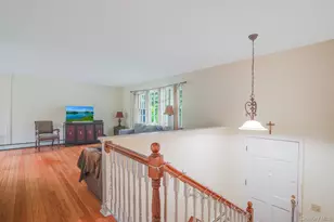 82 Roosevelt Rd, Hyde Park, NY 12538 - Photo 4