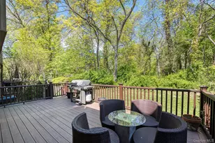 25 Windsor Gate Dr, North Hills, NY 11040 - Photo 40