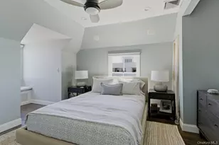 688 Dune Rd, Westhampton Dunes, NY 11978 - Photo 22