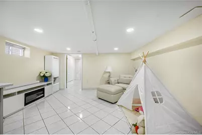 244-37 89th Avenue, Bellerose, NY 11426 - Photo 22