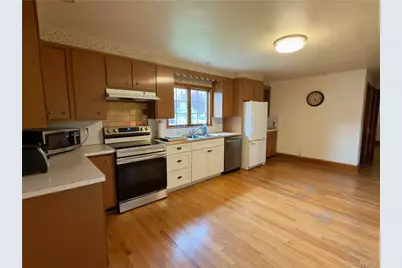 51 Horseshoe Drive, Hyde Park, NY 12538 - Photo 4