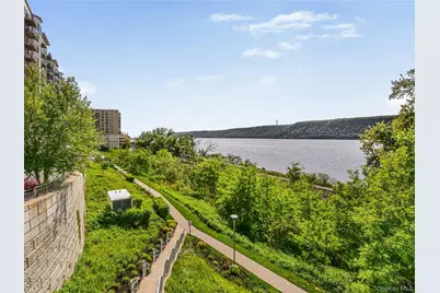 1155 Warburton Avenue #7H, Yonkers, NY 10701 - Photo 30