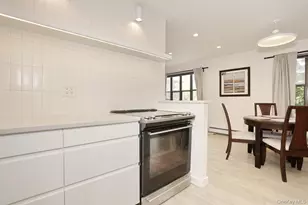 945 Sierra Vista Ln, Valley Cottage, NY 10989 - Photo 14